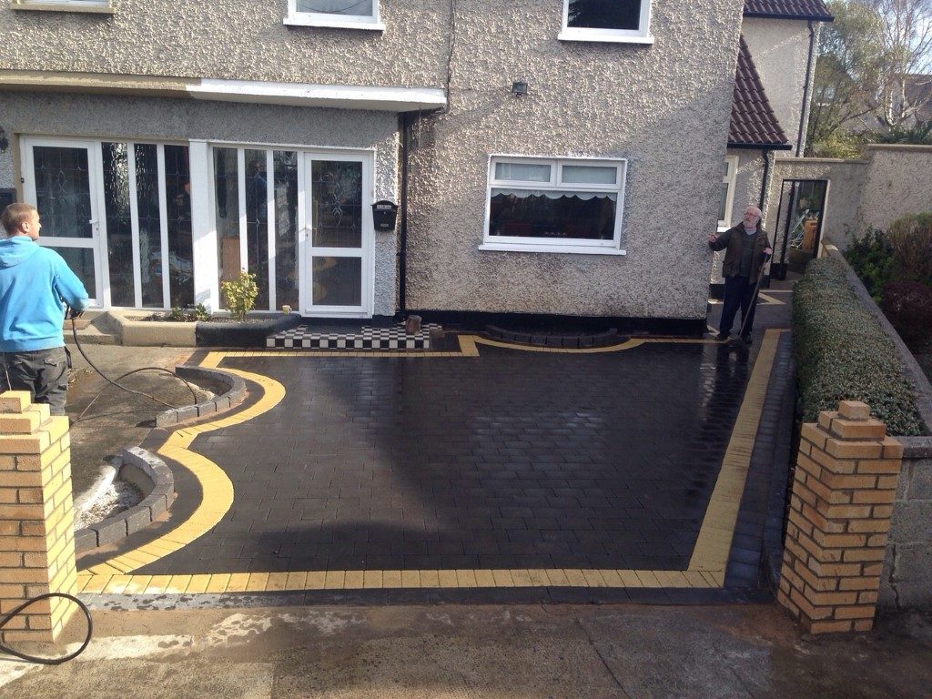 Charcoal block paving